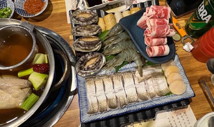  여수 맛집 부삼 볼링장 마리나 볼링펍, 무선 여수육해공숙회천국 숙회 코스, 웨이브 맥주
