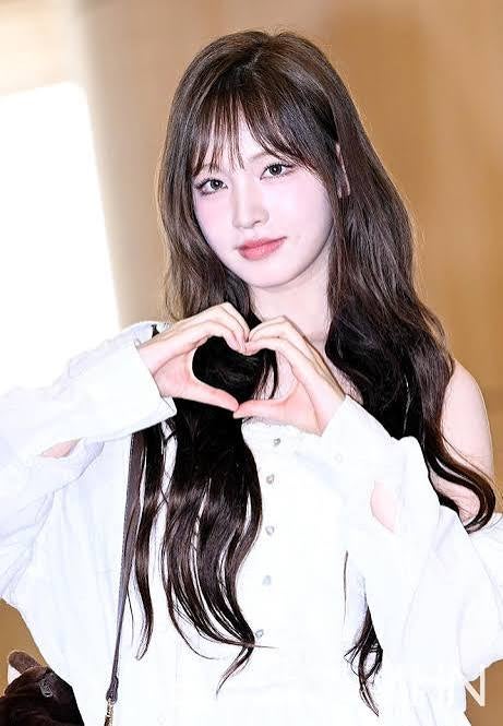 IVE(아이브)의 리즈 나이 키 등 프로필 총정리 인스타 그램