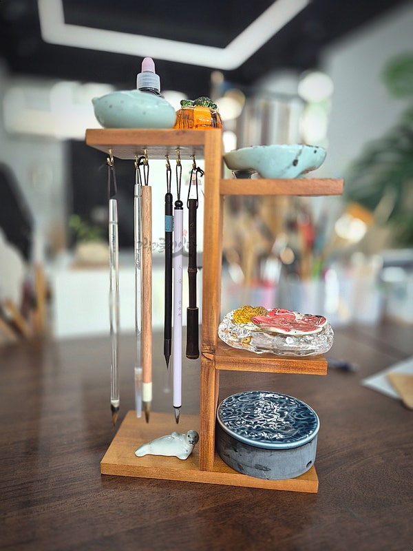 다이소 원목 나무 미니 선반을 붓걸이로 리폼했어요