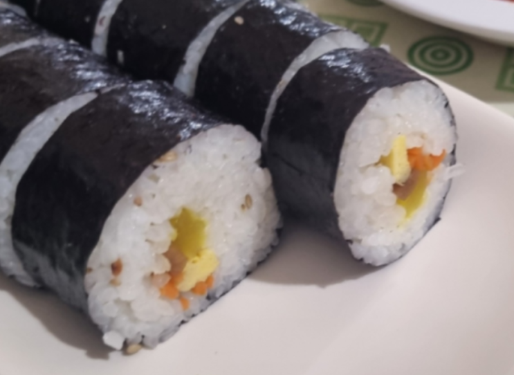 제주 <b>탐라문화제</b>, 4000원짜리 <b>김밥</b> 상태