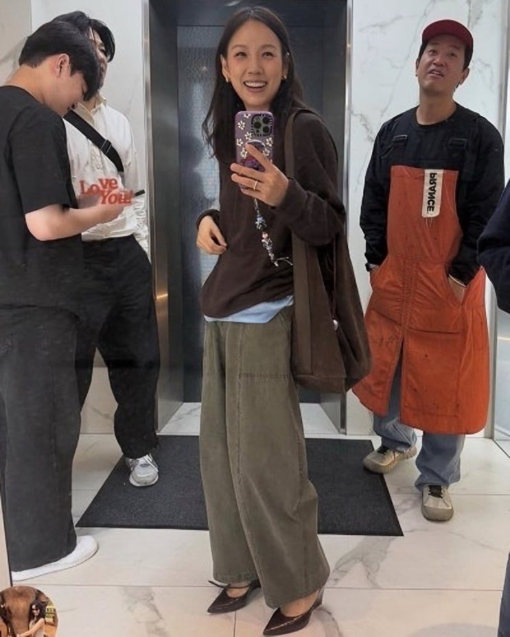  "이상순 선물보다 먼저 챙긴.." 이효리, 샤넬백보다 잘 드는 가방