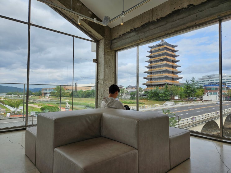  경주 대형카페 보문단지 황룡원 천군복합문화공간 에브리블랙