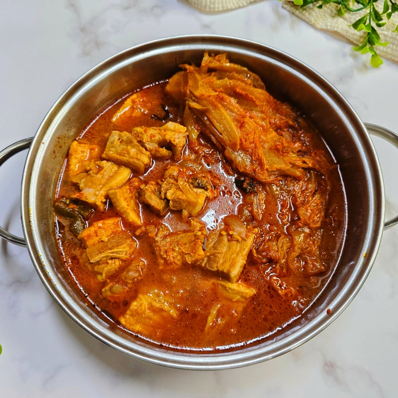 통삼겹살 김치찜 맛있게 끓이는법 압력솥 묵은지 김치찜 만들기
