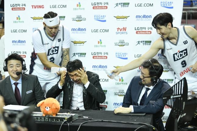 2025년 10월 16일 KBL <b>프로농구</b> 원주 DB vs 부산 <b>KCC</b> 경기... 