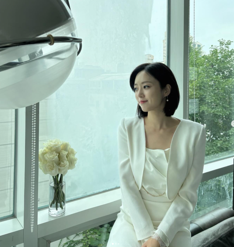 티아라 함은정, 김병우 영화감독. 11월말 깜짝 비공개 결혼발표!