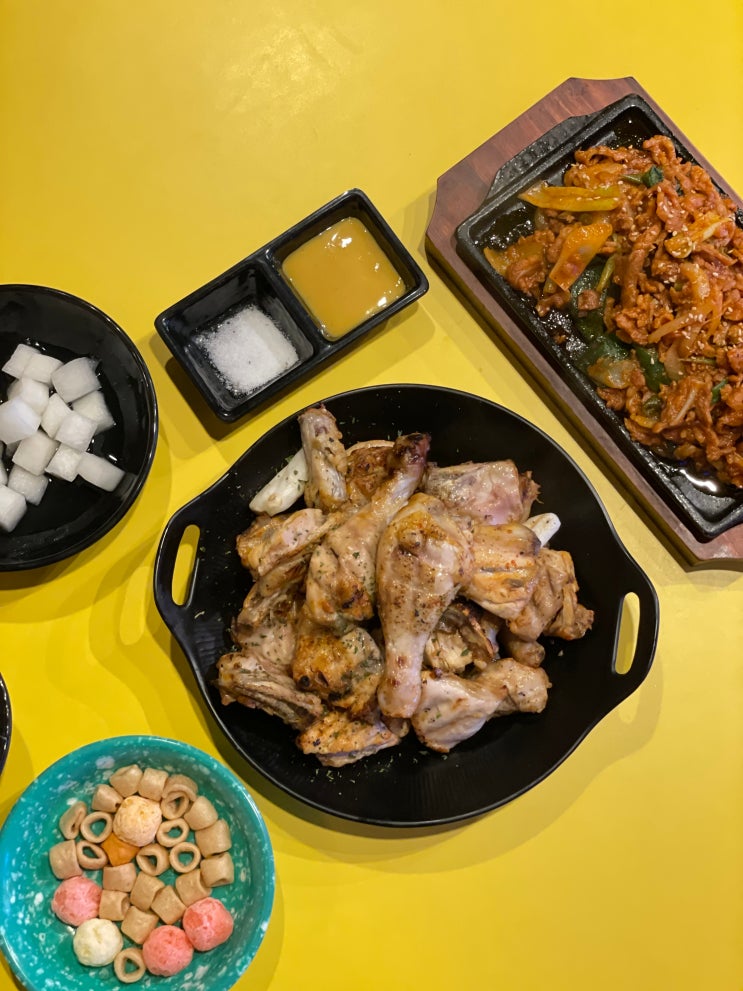  천안치킨 맛집 불당동 냠냠숯불두마리치킨 숯불소금구이 오돌뼈세트 사이드 메뉴추천 후기