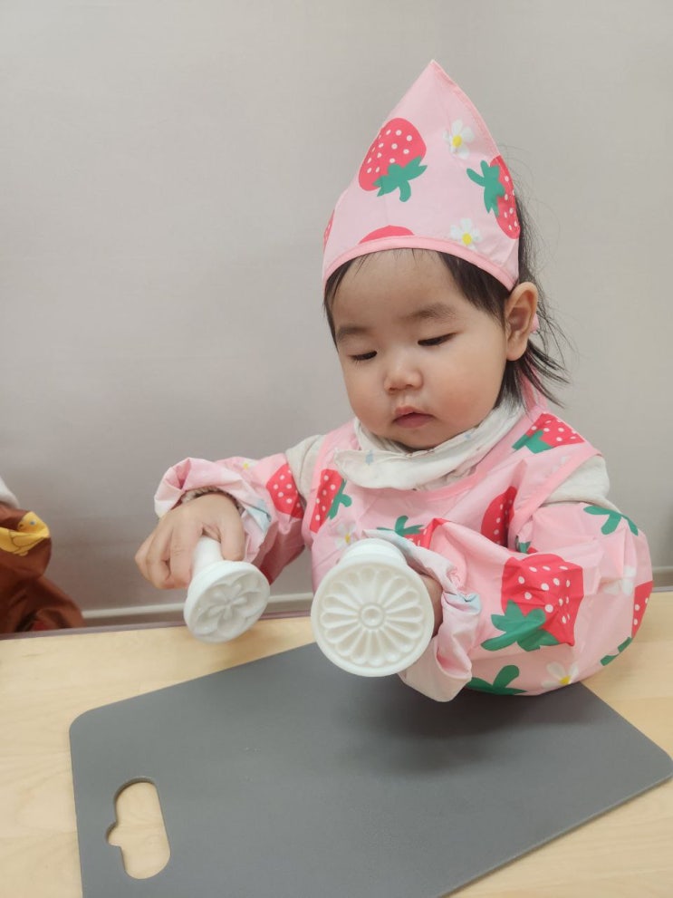  아이 미술·요리 놀이에 좋은 앞치마 – 오즈키즈 여아 앞치마세트