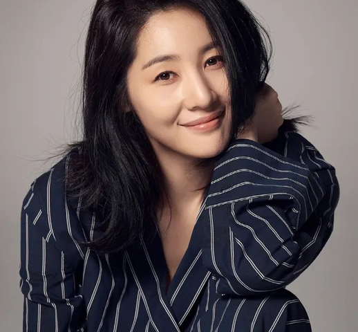 <b>층간</b> 소음 논란 <b>드라마</b> '<b>층간</b>'에서의 미스터리한 갈등