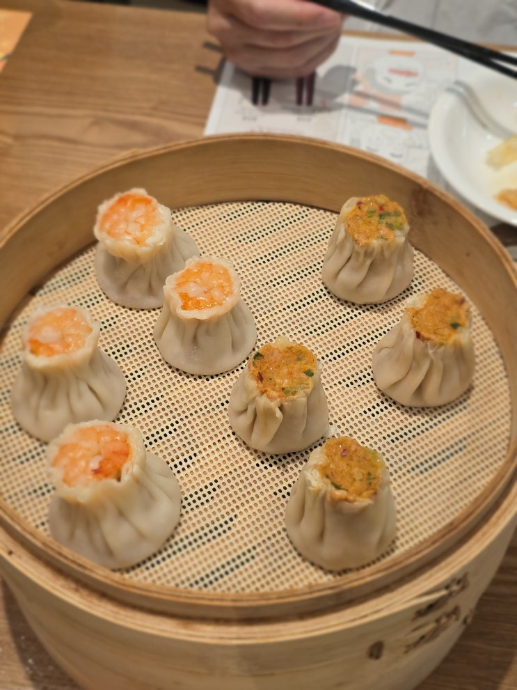  [영등포 맛집] 타임스퀘어 딘타이펑 — 육즙 가득 샤오롱바오와 탄탄면의 완벽한 조합