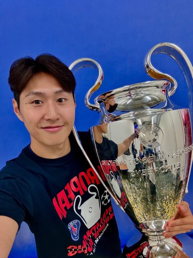 <b>이강인</b>, <b>AFC</b> ‘<b>올해의 국제 선수상</b>’ 수상! PSG 3관왕 주역이... 