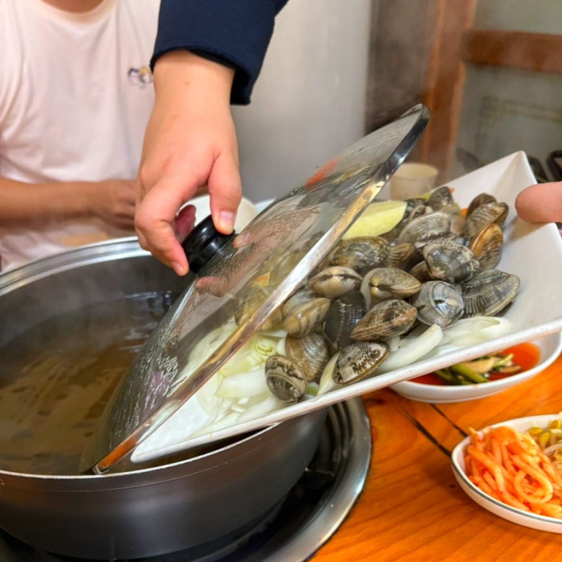 안면도 여행 점심 추천 해물 칼국수 대성식관 주차