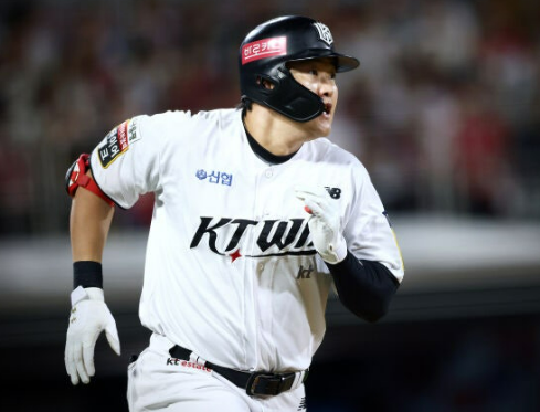[KBO] ‘21년 열정의 끝’ <b>오재일 은퇴</b>, 방망이를 내려놓다 