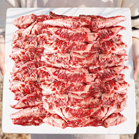  “호주산 1kg 대용량 소갈비살 – 캠핑·가족 외식용 프리미엄 구이용”