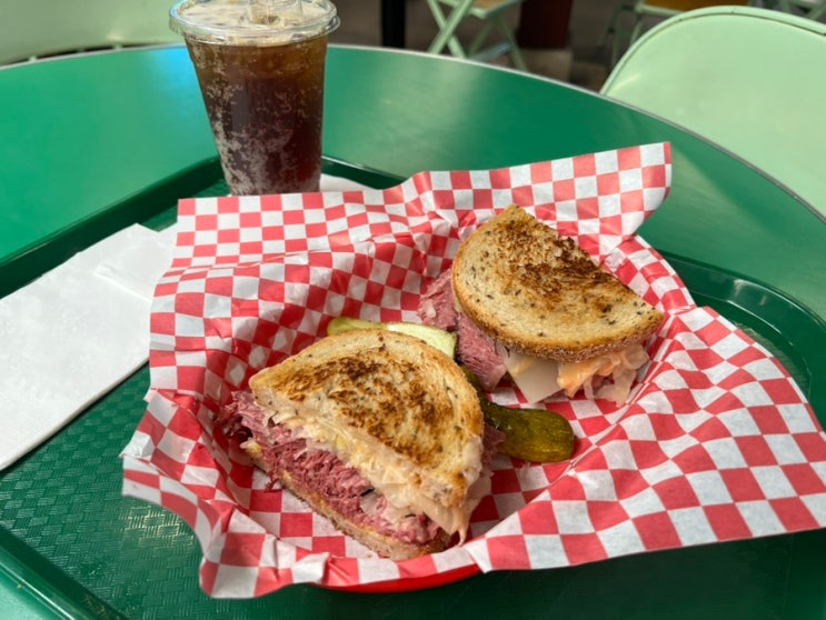  미국 LA여행 파머스마켓 샌드위치 맛집 추천 매기스 키친 Magee's Kitchen