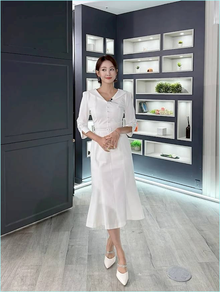  오정연이 증명한 '얼굴 작아 보이는' 옷의 비밀 3가지