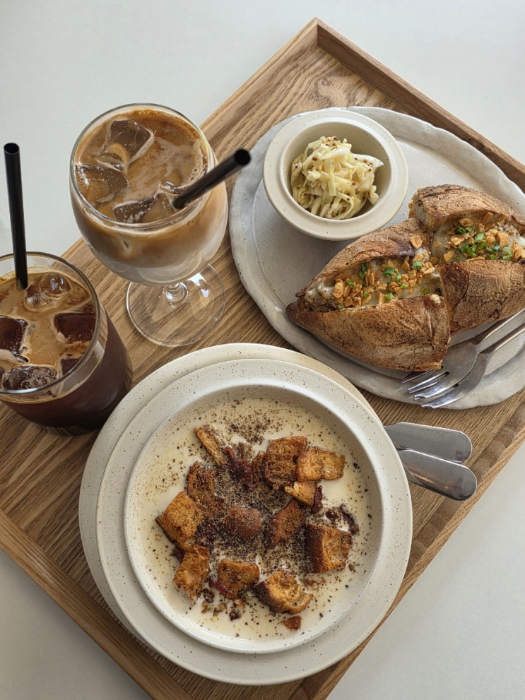  [판교/고등동 카페] 바게트 샌드위치와 스프가 맛있는 브런치 맛집 코그노센티 | 내돈내산 후기