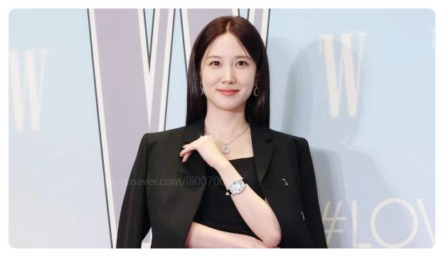 유방암 캠페인 논란 박은빈 황급히 퇴장 진짜 이유와 W코리아 자선 파티 뭇매 실체는?