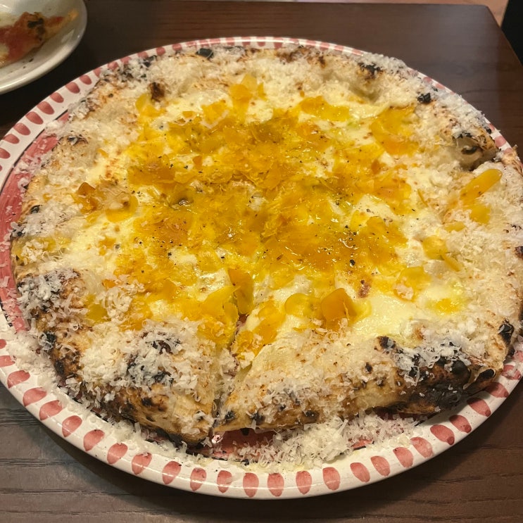  나폴리 피자는 여기가 진리, 성수 마리오네