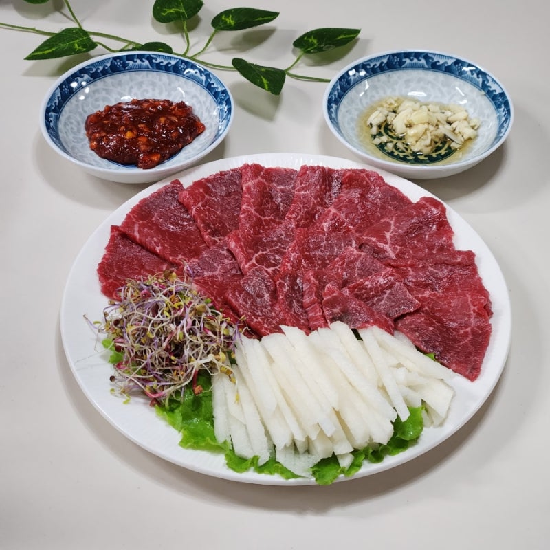 육사시미 고추장 양념장 레시피 풍미 가득 소스와 직접 맛본 후기