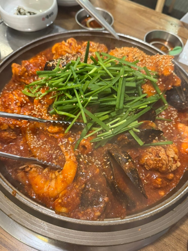  강남역 맛집 소주 부르는 매콤한 알찜 알부자