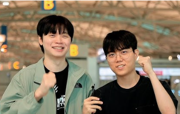   KT 롤스터, LCK 팀 중 가장 먼저 8강행 확정!