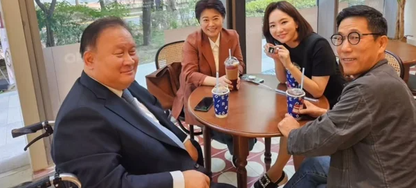 "참 좋은 분이었는데" 조수빈 아나운서, 故이상민 의원 추모
