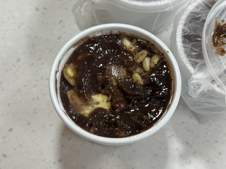  서울서둘째로잘하는집 삼청동 50년 단팥죽맛집 포장
