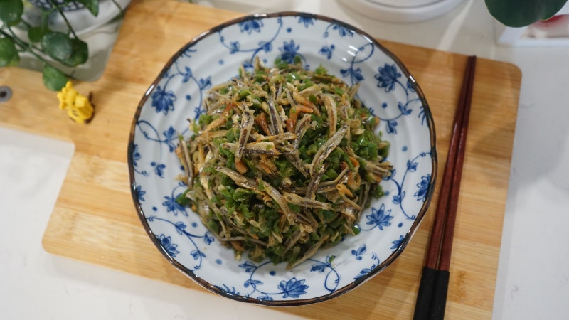 감칠맛 폭발하는 멸치 고추장물 레시피 청양고추 멸치조림 청양 고추 다대기 만들기