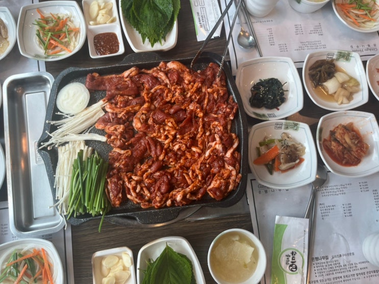  진천농다리 맛집 농다리은행나무집 | 유황오리진흙구이, 주물럭 진짜 맛있는 곳!