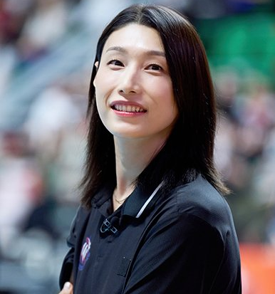 신인감독 <b>김연경</b> 숨막히는 <b>한일전</b>의 결과는?