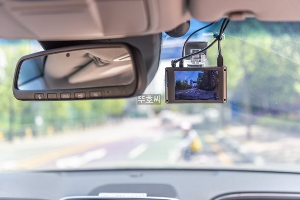 <b>렌트카</b> 뒷자리 <b>아이돌</b> 커플 사생활 영상 빌미로 <b>협박</b> <b>사장</b> 결국... 
