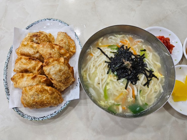  여수 시내 맛집 현지인이 사랑하는 통만두집