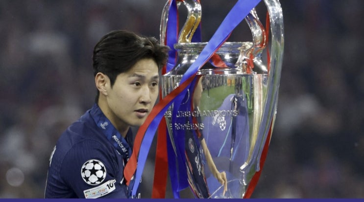  이강인 아시아 최고 별이 되다 2025 AFC 올해 아시아 선수상 수상