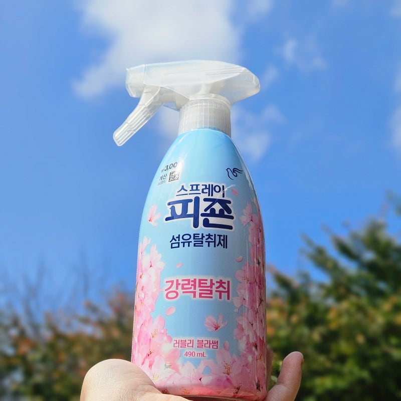 피죤 섬유탈취제 러블리 블라썸 향 어떤가요? 사용 후기