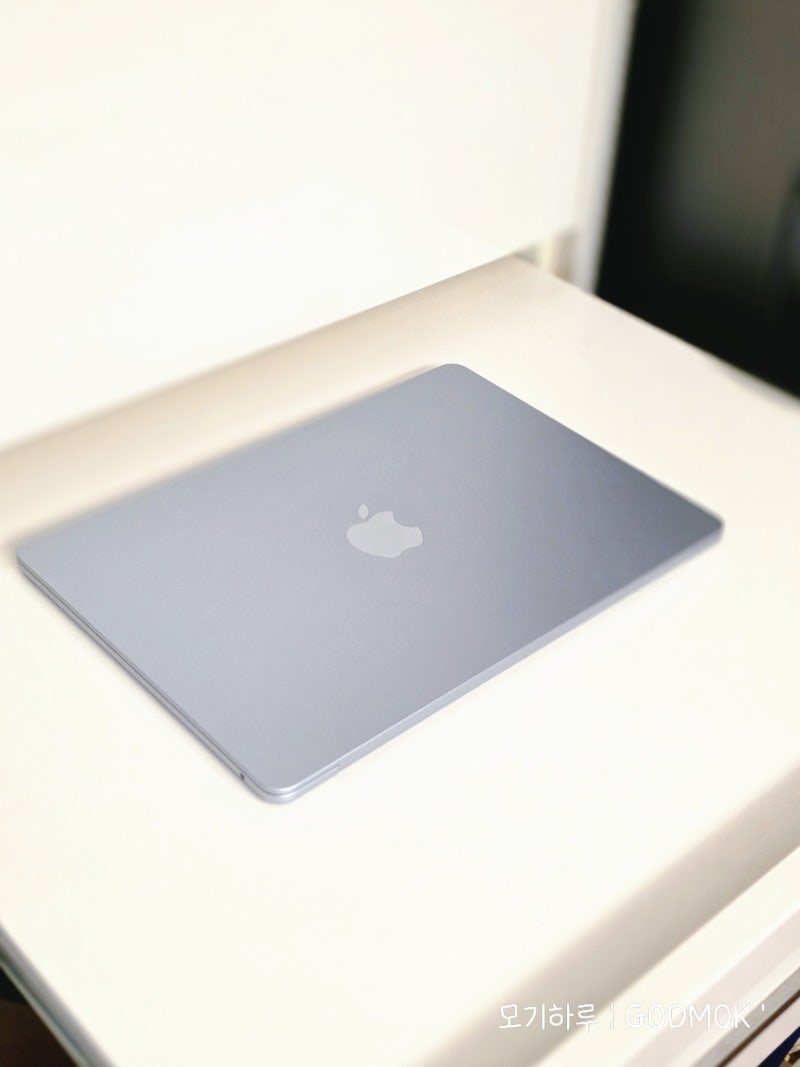 [노트북] 애플 맥북에어 M4 13인치 (인텔 맥북 프로와 비교) | MacBook Air 13 inch M4 Processor / Intel Mac....