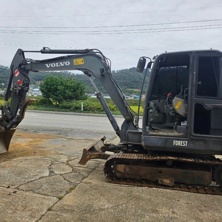  볼보 EC55LC 2011년식 1800만원 판매합니다.