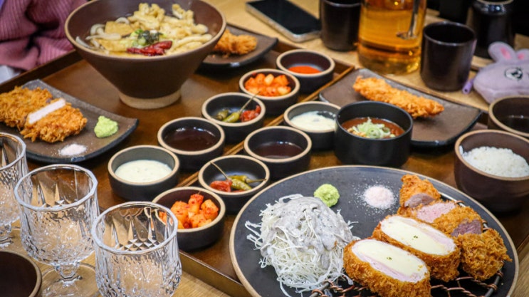  홍대입구역맛집 돈까스튀기는형 가족 외식 고민 끝! 아이도 잘 먹는 수제돈까스
