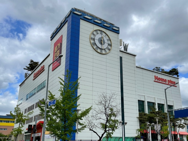  홈플러스 평촌점 (경기 안양시 동안구 동안로 162)