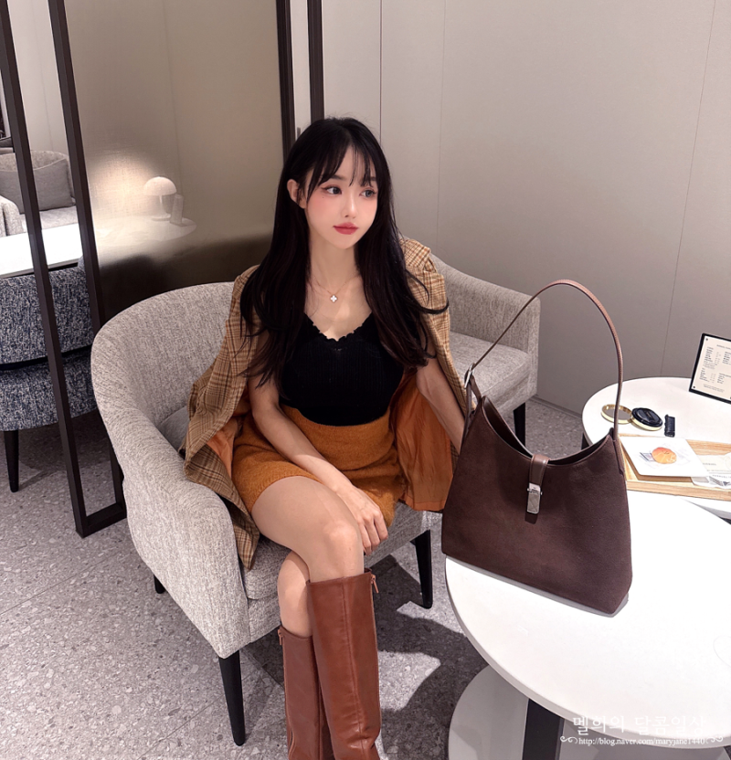 닥스 클라백 스웨이드 여성 가을 신상 가방 추천! 숄더백 코디