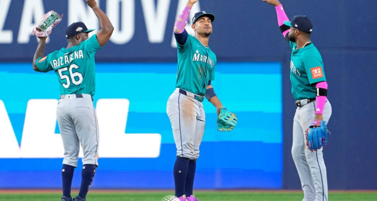 ALCS <b>7차전</b> 토론토의 기사회생과 <b>다저스</b>의 미소