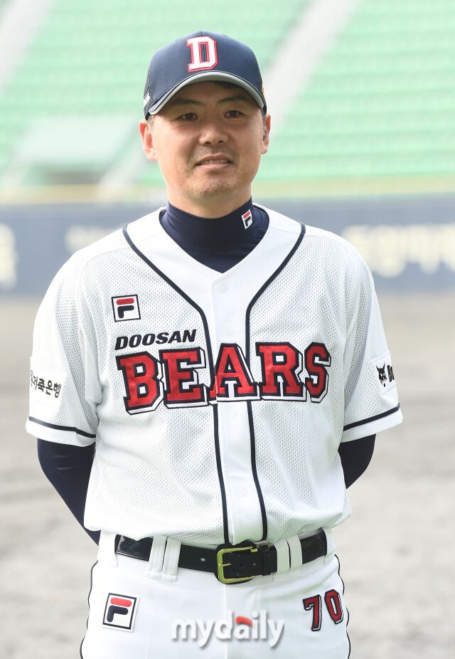 두산 베어스, <b>김원형 감독 선임</b>… 조건은?