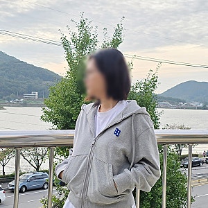 아더에러 후드집업 사이즈 후기 착샷