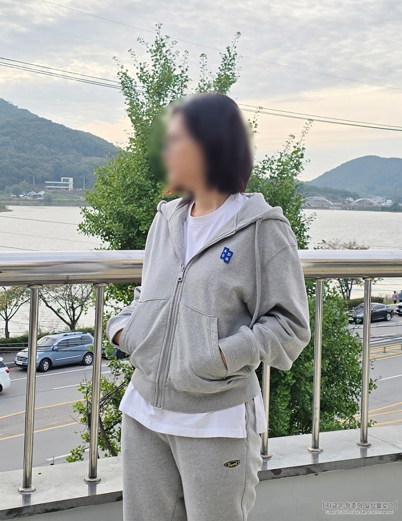 아더에러 후드집업 사이즈 후기 착샷
