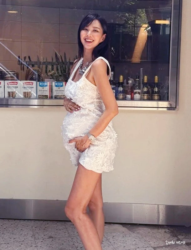 <b>송재희 지소연 쌍둥이</b> 출산 감동적이고 짠한 현장 어땠길래?... 