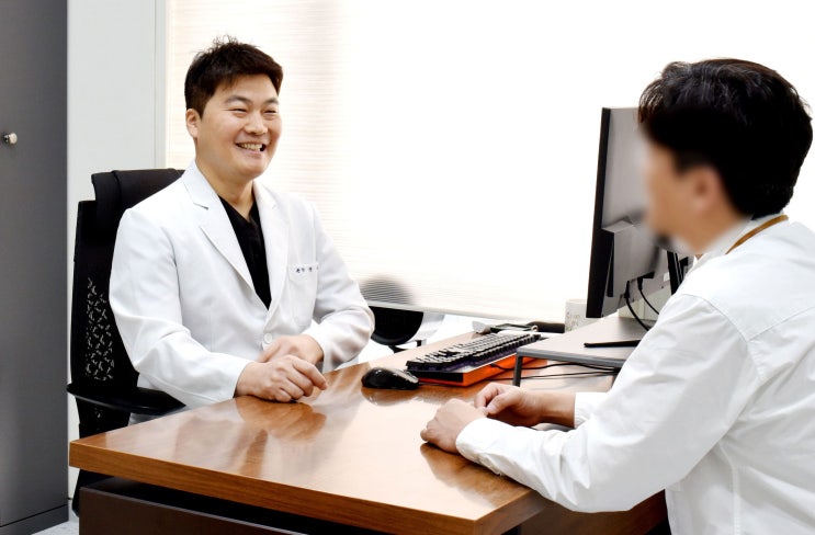  평촌 남자얼굴제모, 반복되는 면도의 피로를 줄이는 현실적인 해법은?