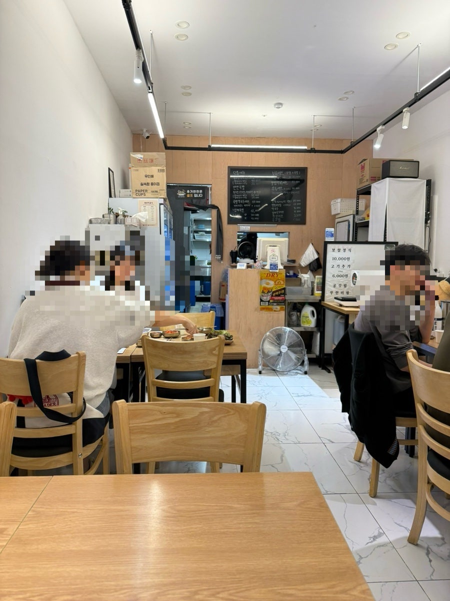 우만동족발집 율전점 사진 4