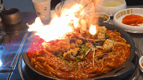  구운 곤이, 대창토핑 올려주는 종로 아구찜맛집 개나리아구찜 종로직영점