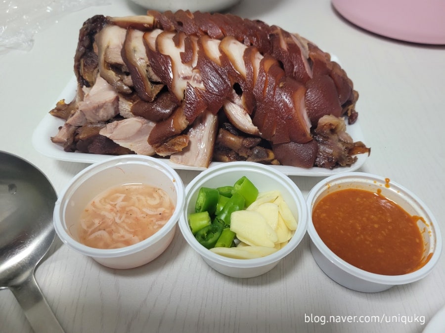흥부네 왕족발보쌈 사진 3