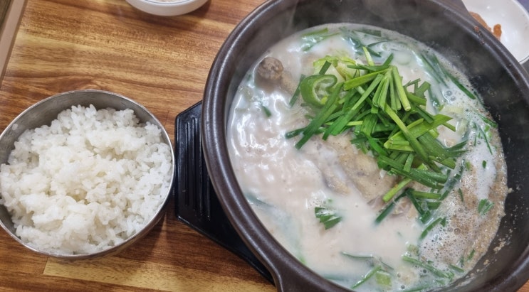  충남 서천 / 닭 뚝배기가 있는 현지인 맛집 늘봄가든