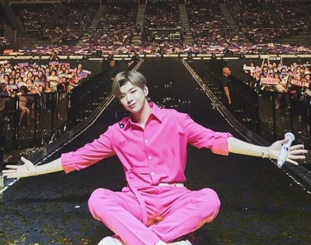 <b>팬미팅</b>에서 공개한 <b>강다니엘</b>의 새 싱글 ‘<b>수채화</b>’ 글로벌... 